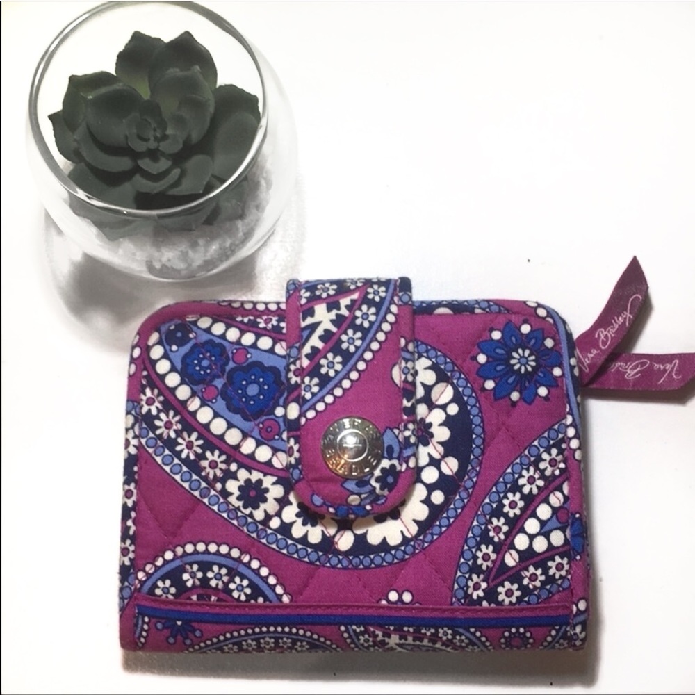 PERFECT CONDITION Vera Bradley Wallet